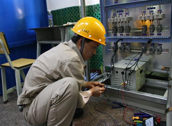 電氣設備安裝工職業技能培訓全攻略 從課程到認證的一站式服務
